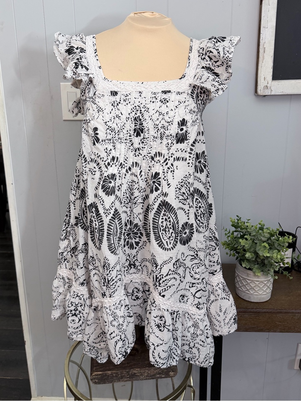 Anthropologie Maeve Flutter-Sleeve Babydoll Mini Dress